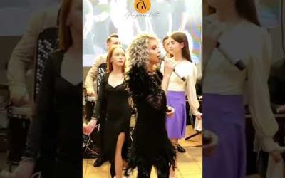 🌼 „Omul dacă ar fi / Cum sunt florile…” #aromarecordsdigital #live #muzicapetrecere